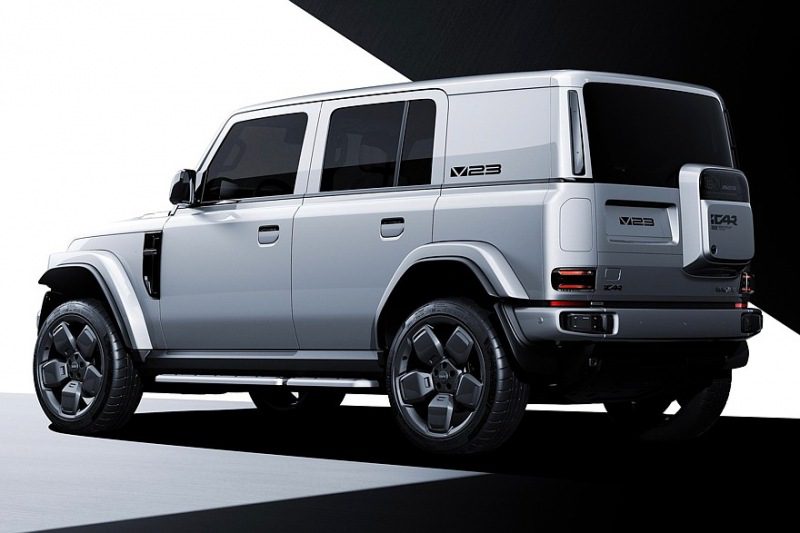 Кроссовер iCar V23 от Chery представлен вместе с родственным кроссвэном iCar X25 Кроссовер Chery iCar V23 будет представлен вместе с родственным кроссовером iCar X25