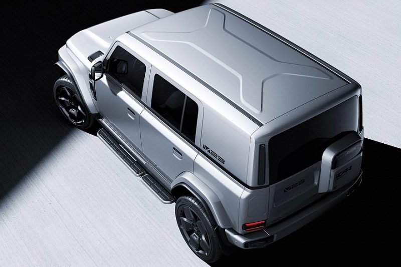 Кроссовер iCar V23 от Chery представлен вместе с родственным кроссвэном iCar X25 Кроссовер Chery iCar V23 будет представлен вместе с родственным кроссовером iCar X25