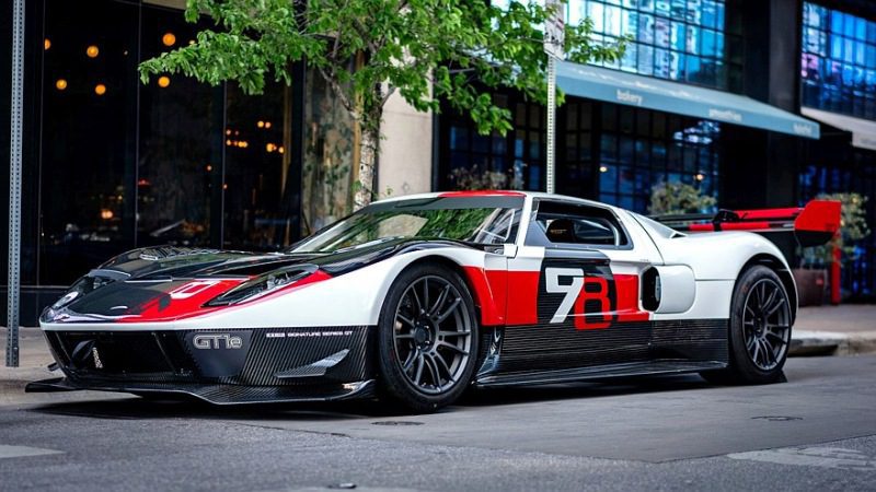 Lynx Motors анонсировала мощные электрические модификации на базе DeLorean DMC-12 и Ford GT