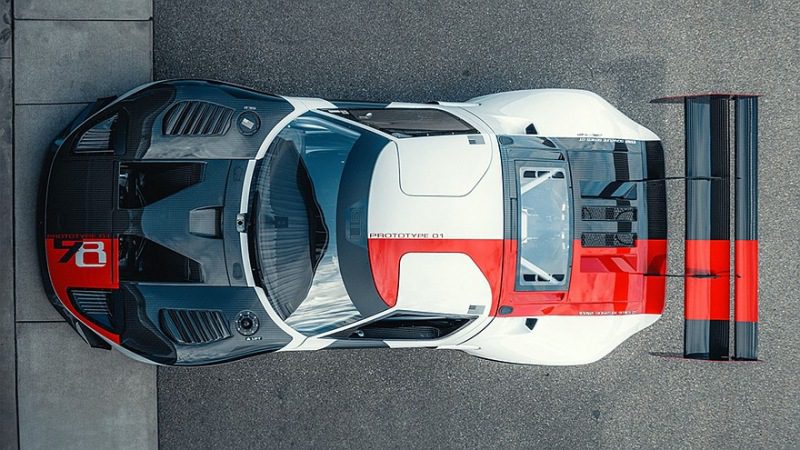 Lynx Motors анонсировала мощные электрические модификации на базе DeLorean DMC-12 и Ford GT
