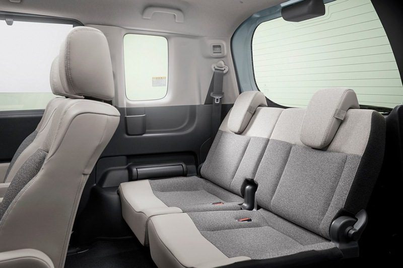 Новый компактвэн Honda Freed выходит на рынок: более солидный дизайн и кросс-версия Выпущен новый компактвэн Honda Freed: более солидный дизайн и кроссоверная версия