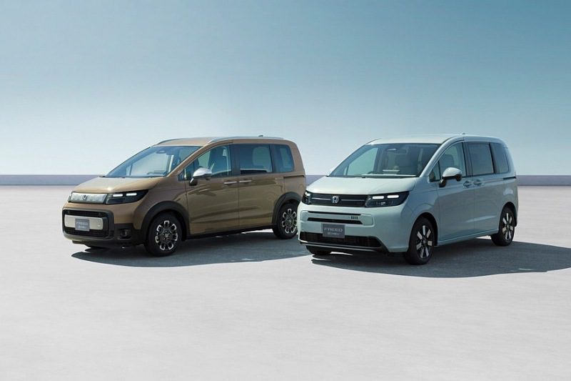 Новый компактвэн Honda Freed выходит на рынок: более солидный дизайн и кросс-версия Выпущен новый компактвэн Honda Freed: более солидный дизайн и кроссоверная версия
