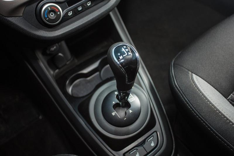 5 причин купить и не купить Lada Vesta I