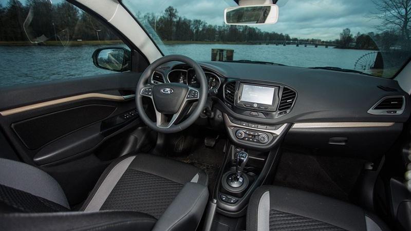 5 причин купить и не купить Lada Vesta I
