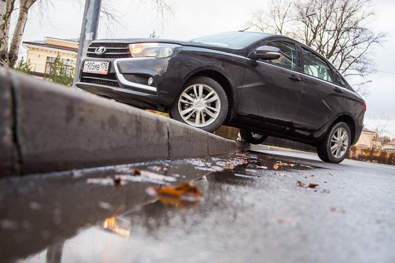 5 причин купить и не купить Lada Vesta I