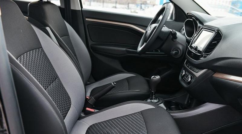 5 причин купить и не купить Lada Vesta I