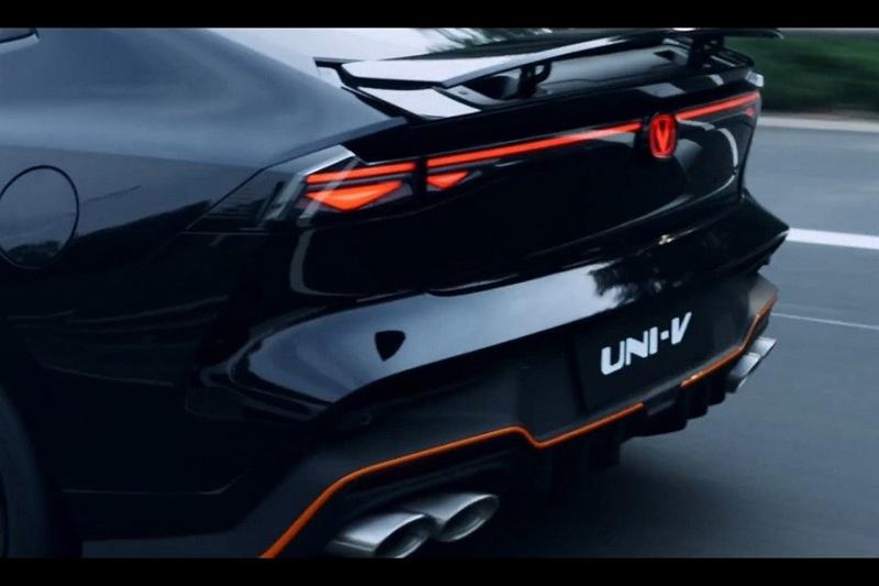 Changan Uni-V с новым дизайном готовится к старту продаж Changan Uni-V представлен с новым дизайном