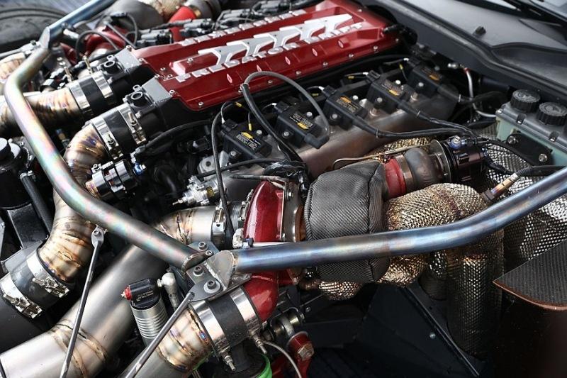 Четыре топливных насоса для 1646 лошадиных сил: тюнинг Dodge Viper SRT для RDS GP Dodge Viper SRT модифицированная версия, мощность 1646 лошадиных сил, четыре топливных насоса