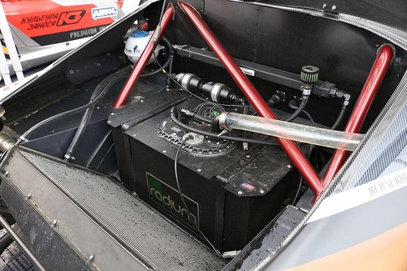 Четыре топливных насоса для 1646 лошадиных сил: тюнинг Dodge Viper SRT для RDS GP Dodge Viper SRT модифицированная версия, мощность 1646 лошадиных сил, четыре топливных насоса