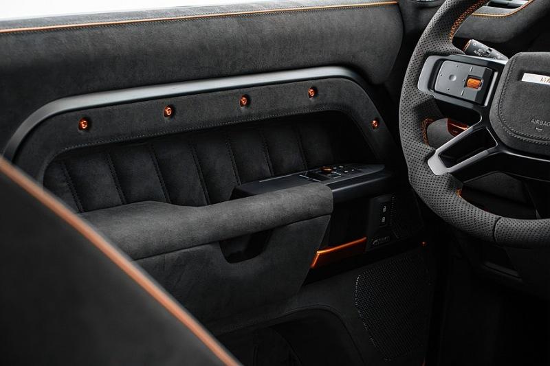 Mansory Defender Black Edition: полный кузов из углеродного волокна и усиленный двигатель V8
