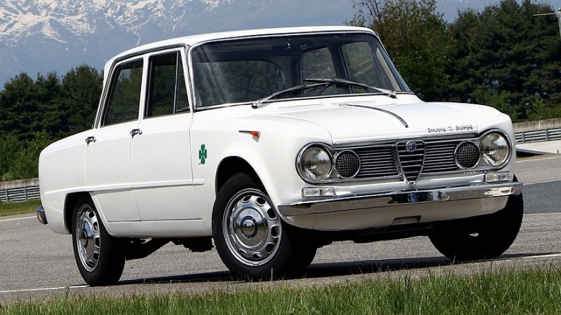 Alfa Romeo Giulia от ErreErre Fuoriserie: стиль 60-х и измененная техническая начинка