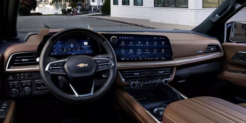 Chevrolet представил обновленные Tahoe и Suburban