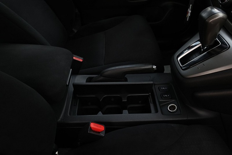 Honda CR-V IV(RM) с пробегом: точечная ржавчина, неубиваемый салон и вечный электропривод