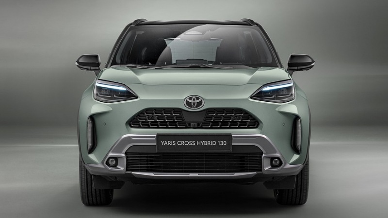 Обновленный Toyota Yaris Cross: больше мощности, меньше шума и большие экраны