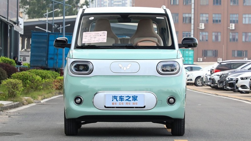 Ультрадешевый хэтчбек Wuling Hongguang Mini EV: рестайлинг на фоне снижения продаж