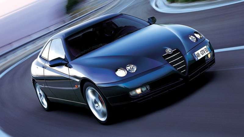 Alfa Romeo не перейдет полностью на внедорожники, планируются спорткары, а Giulia останется седаном