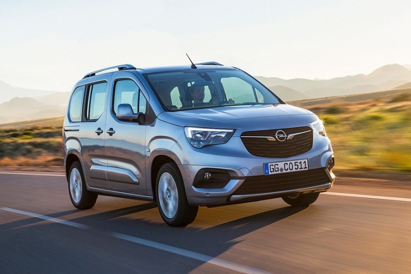 Серия премьер Stellantis: теперь обновленные пассажиры Opel Combo Life и Zafira Life