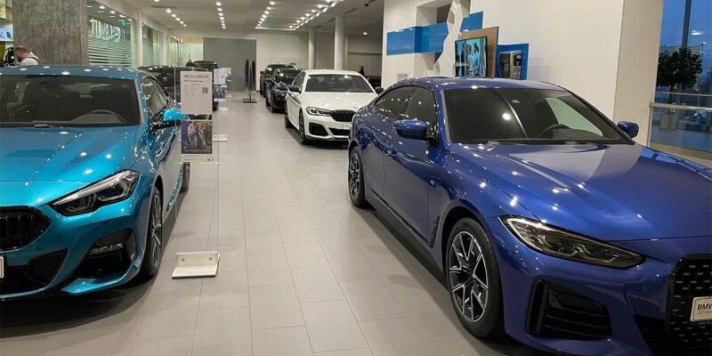 Дилеры предупредили о снижении продаж машин из-за решения Центробанка