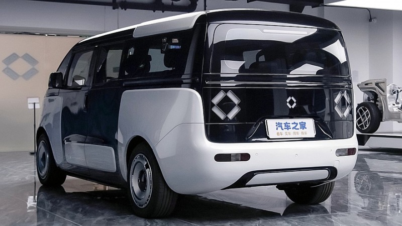 Электрический минивэн Haima EX00 стремится стать лидером на китайском рынке такси