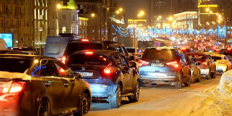 На Садовом кольце в Москве образовались пробки в 8 баллов