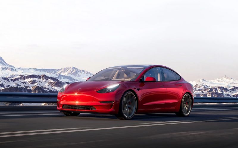 Немецкие эксперты опровергли надежность Tesla Model 3 и Renault Logan