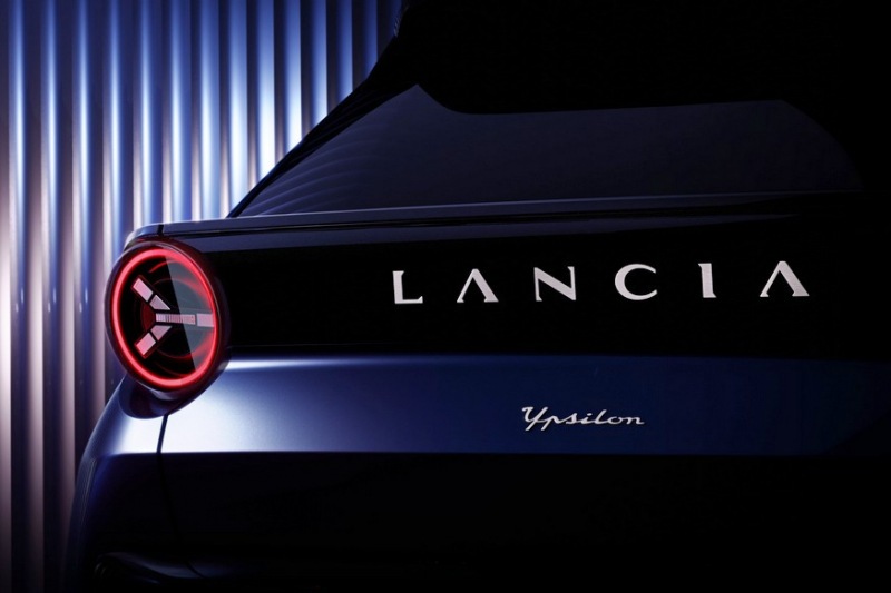 Кардинально преобразившаяся Lancia Ypsilon: новый официальный имидж