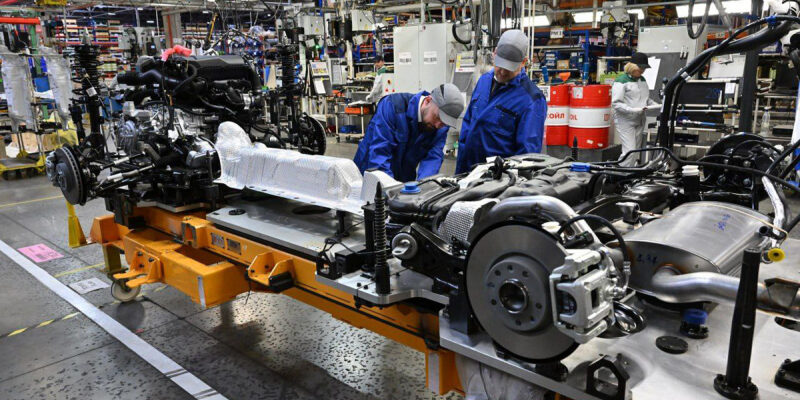 Завод ПСМА Рус в Калуге возобновляет производство автомобилей