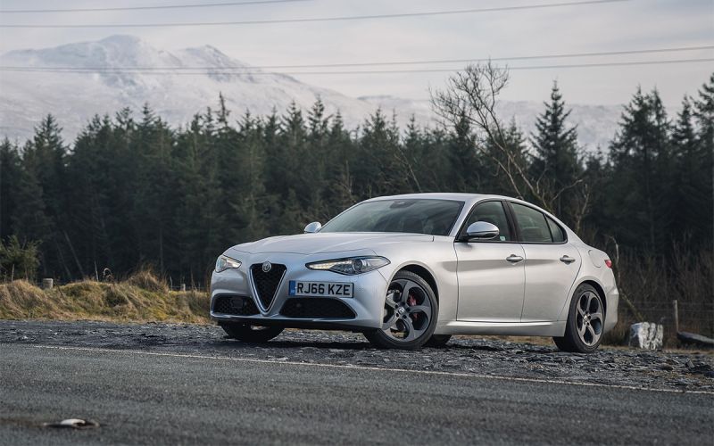 Audi A6 и BMW 3 серии названы самыми проблемными иномарками на вторичном рынке