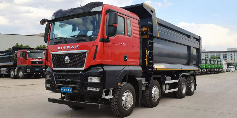 Авито Спецтехника: спрос на новые грузовики вырос на 340% за год
