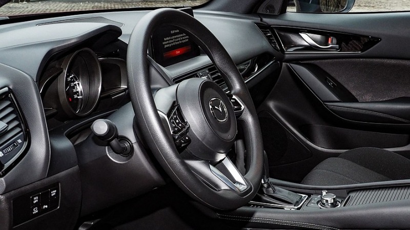 Mazda CX-4 и компания: выбираем кросс-купе до 3 миллионов рублей