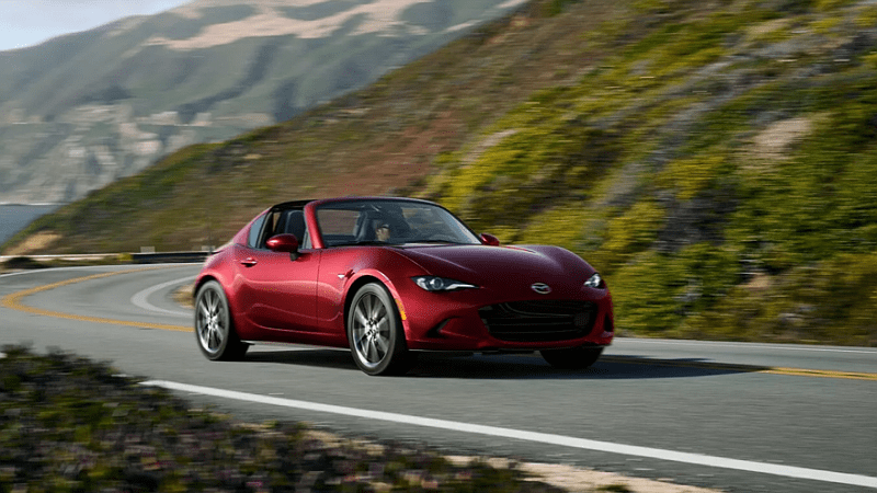 Mazda MX-5 Miata получает новую оптику, мультимедиа и повышенные цены в США