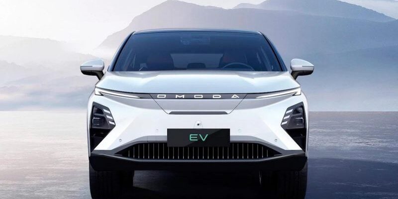 Особая версия кроссовера Omoda C5 EV появится в России в первом квартале