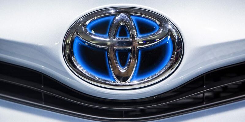 Toyota установила новый рекорд продаж автомобилей в мире