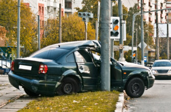 Автовладельцы, повредившие машины из-за плохих дорог, не дождутся выплат по ОСАГО