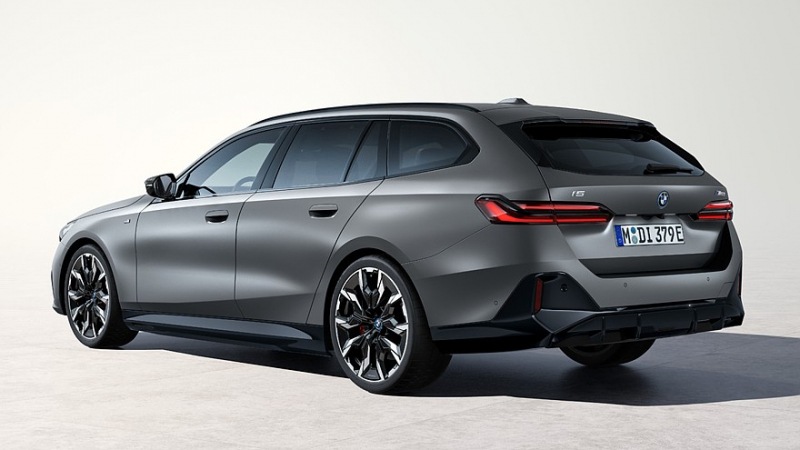 BMW i5 и 5 Series Touring нового поколения: более крупная 5-дверка с другим имиджем