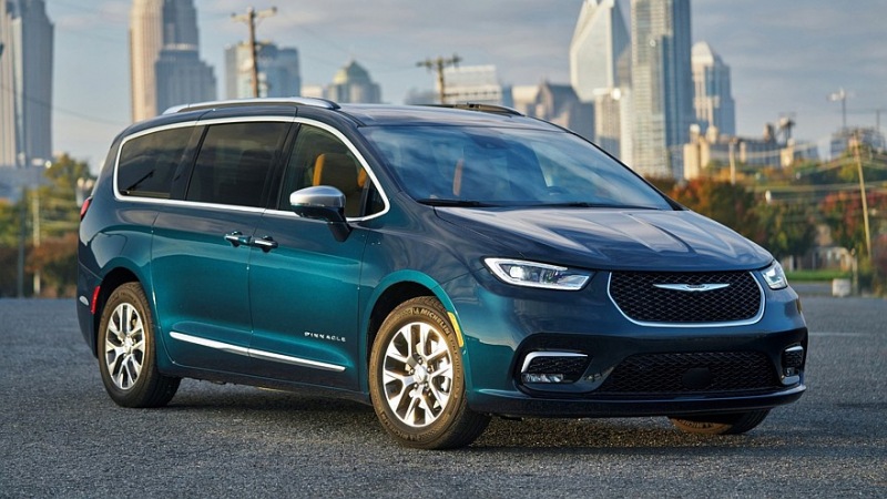 Chrysler готовит полноценный модельный ряд, но основным продуктом останутся минивэны