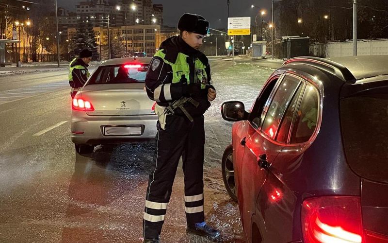 В ГИБДД Москвы заявили, что в праздничные дни проведут тщательную проверку водителей