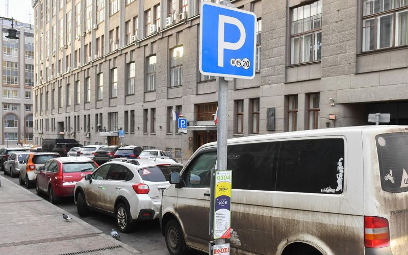 Как работает платная парковка в Москве и в каких зонах она находится