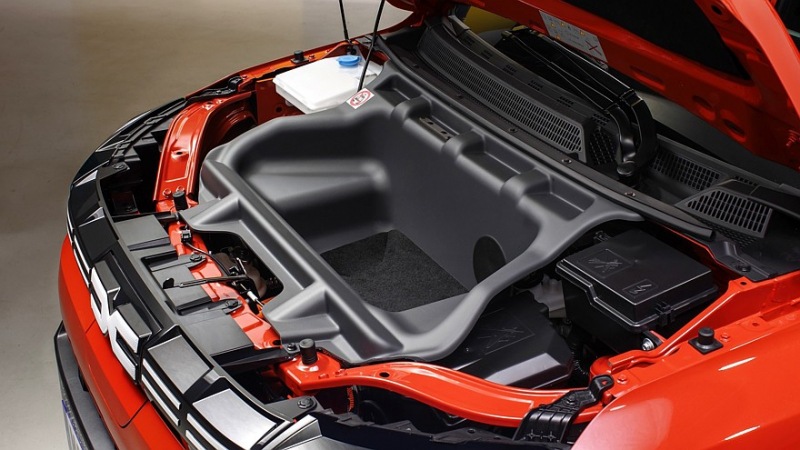 Обновленная Dacia Spring: новый стиль Duster, два багажника, та же проблема