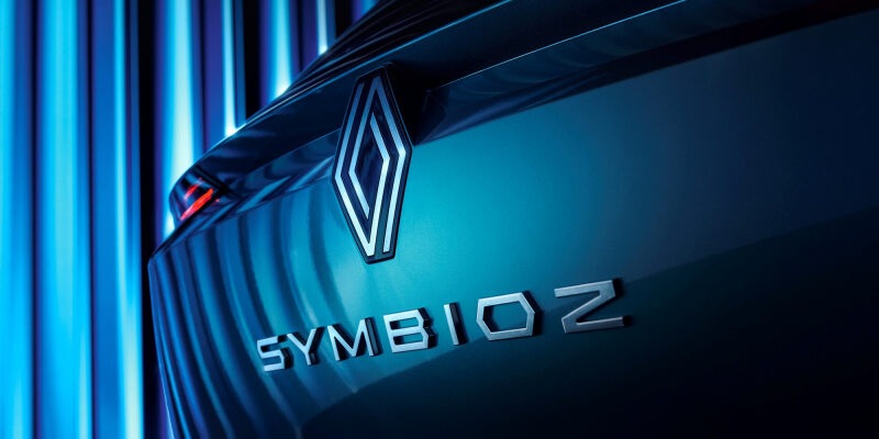 Renault Symbioz: новый компактный семейный кроссовер дебютирует весной