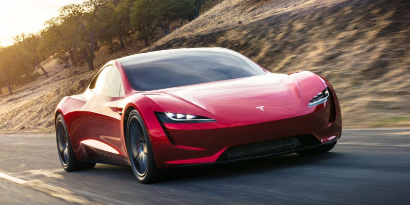 Tesla Roadster выйдет на рынок в 2025 году с новым дизайном и десятком ракетных модулей