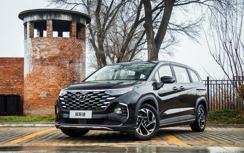 Продажи Hyundai Custo стартовали в России цена