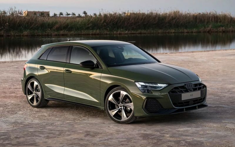 Audi представила обновленную А3. Фотографии и цены