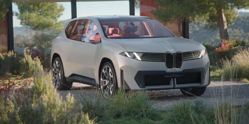 BMW показала новый электрический кроссовер Vision Neue Klasse X. Фото