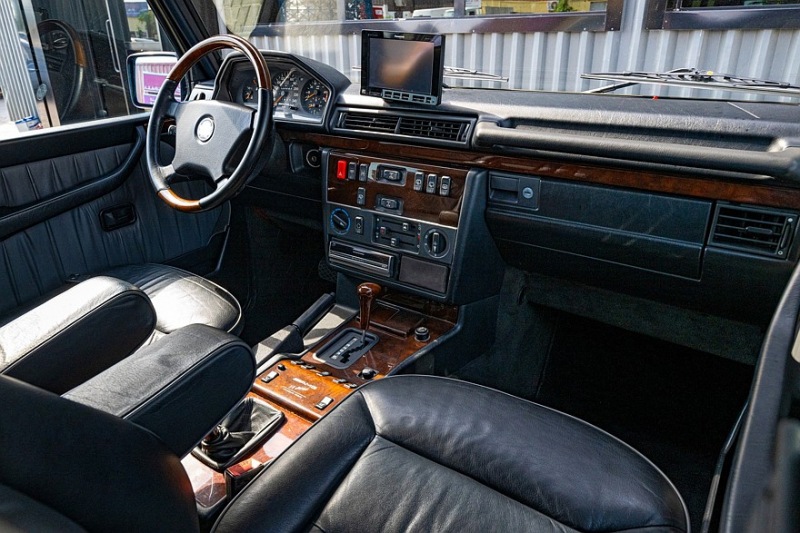 Гость из славных 90-х: редкий Mercedes-Benz 500 GE 6.0 V8 AMG продадут на аукционе