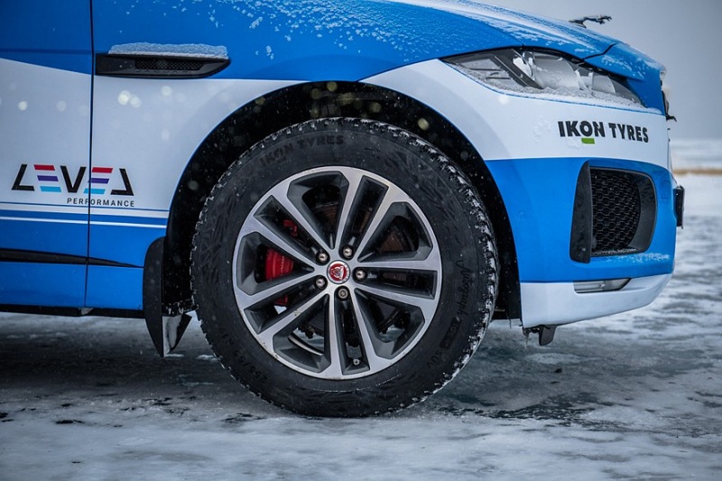 Icon Tyres представляет шипованную шину Autograph Ice 9 и тестирует ее на льду Байкала