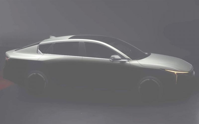Компания Kia Motors объявила о первом публичном появлении своего нового седана K4 первое изображение