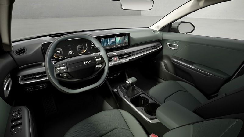 Новый Kia K4 дебютирует с двумя кузовами и двумя типами задней подвески