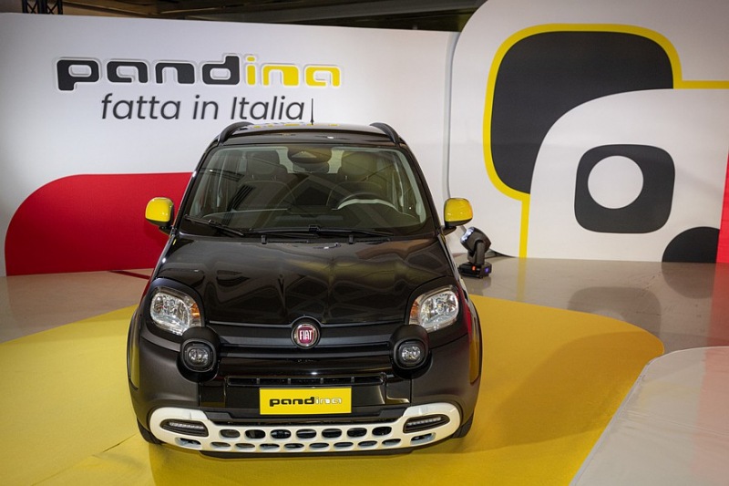 Текущий Fiat Panda теперь имеет увеличенный срок службы и увеличенное производство версии Pandina