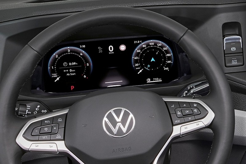 Обновленный VW Crafter: сомнительная оцифровка салона и новый помощник водителя